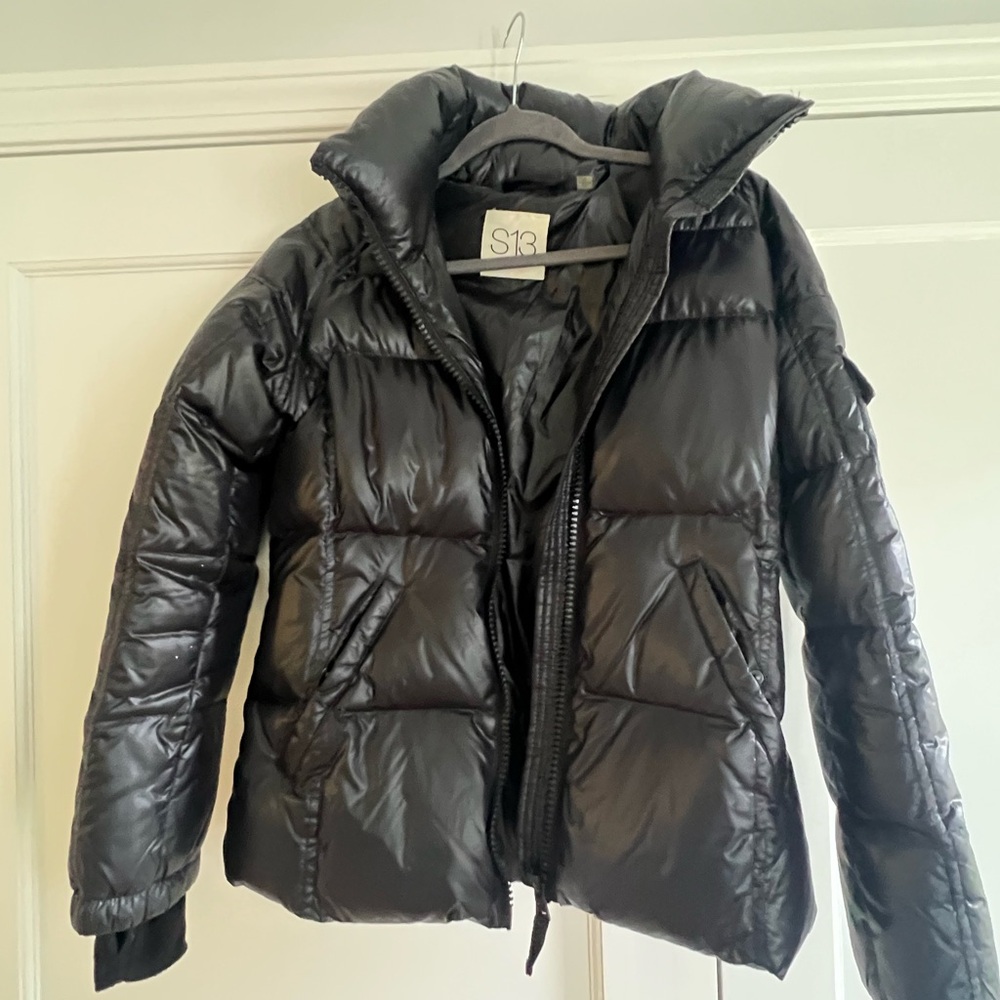 S13 Black Puffer Jacket